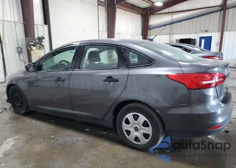 2018 Ford Focus S из США, поврежденный, VIN 1FADP3E2XJL215528